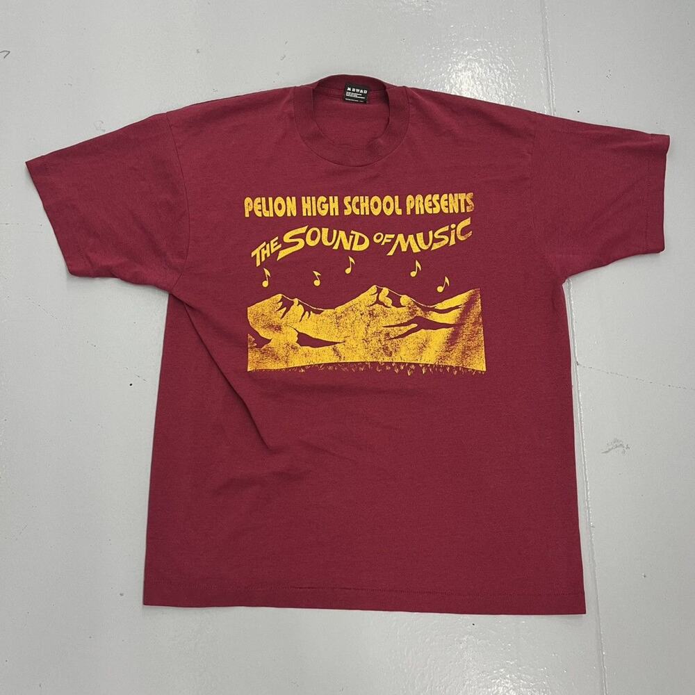 Vintage 90s Pelion High School Red Music Graphic T-Shirt